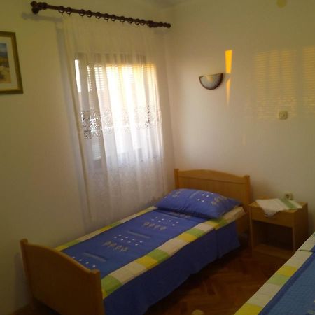 Appartement Maslina à Vir Extérieur photo