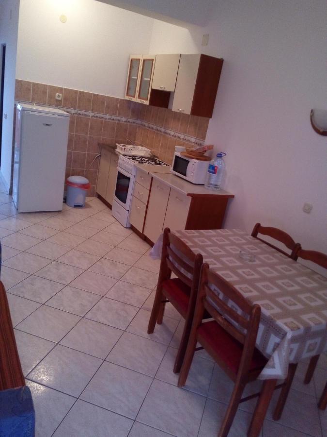 Appartement Maslina à Vir Extérieur photo
