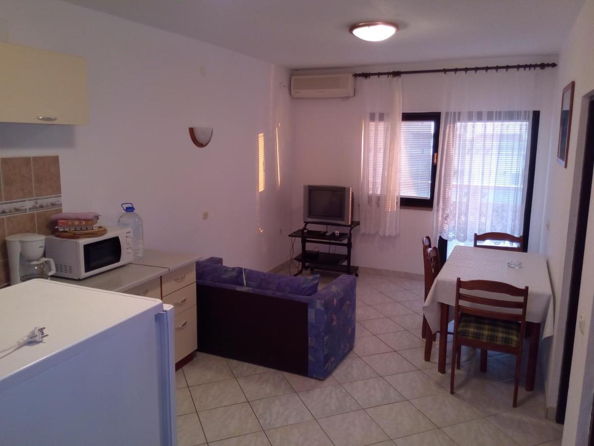 Appartement Maslina à Vir Extérieur photo