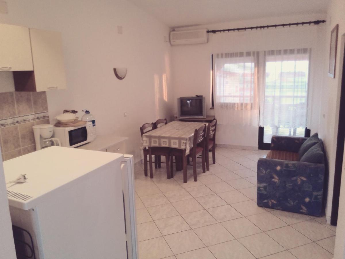 Appartement Maslina à Vir Extérieur photo