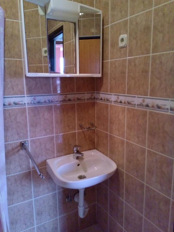 Appartement Maslina à Vir Extérieur photo