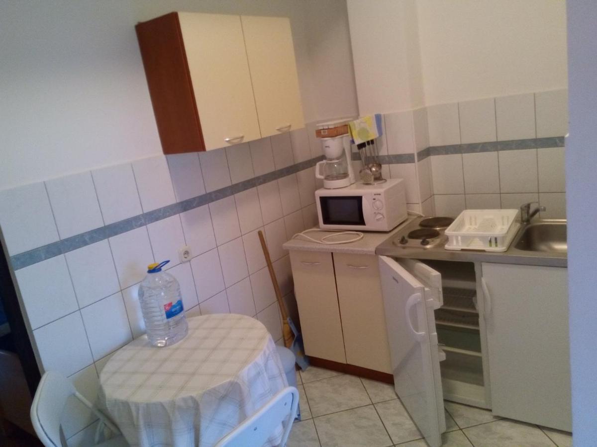 Appartement Maslina à Vir Extérieur photo