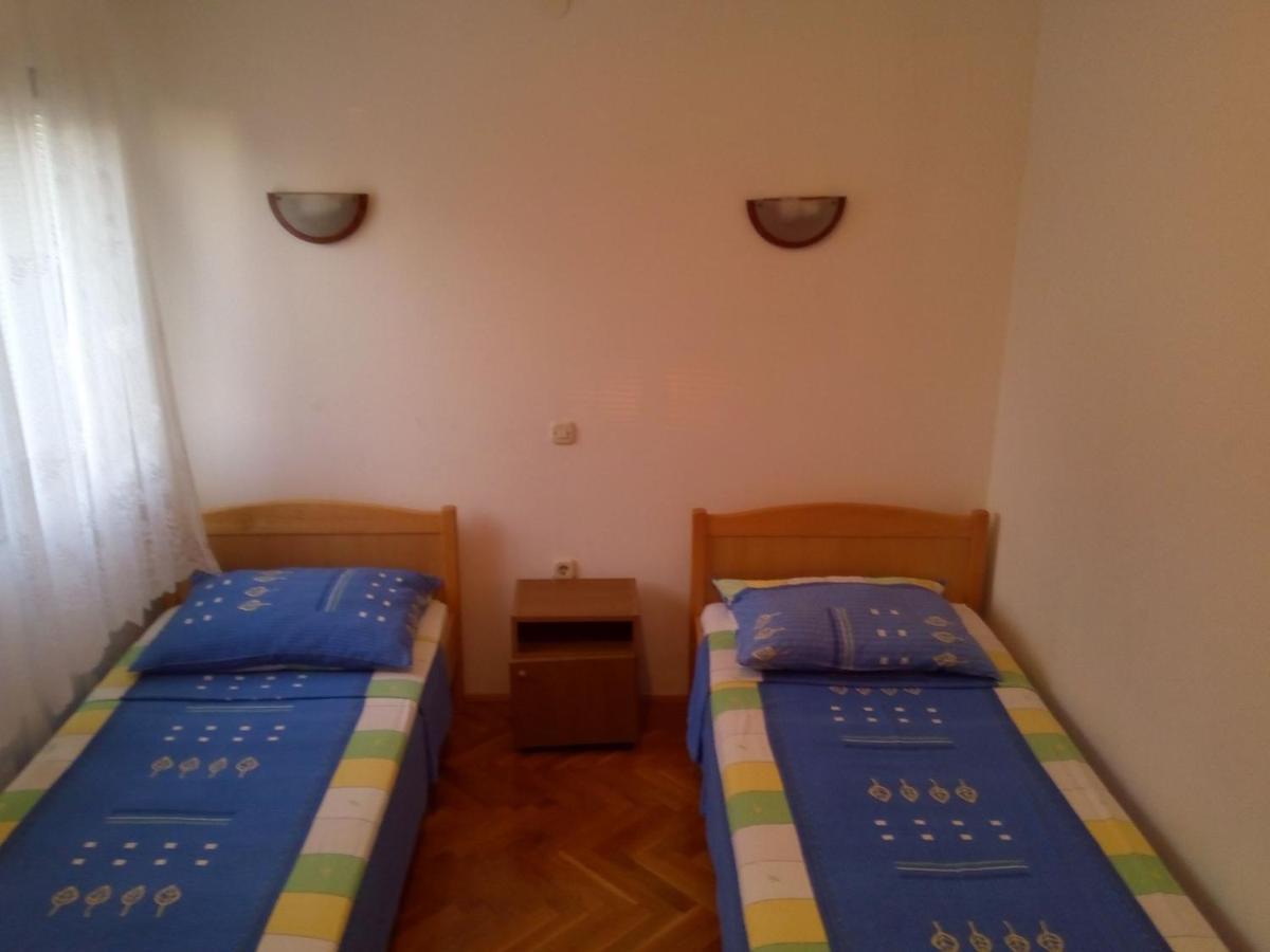 Appartement Maslina à Vir Extérieur photo